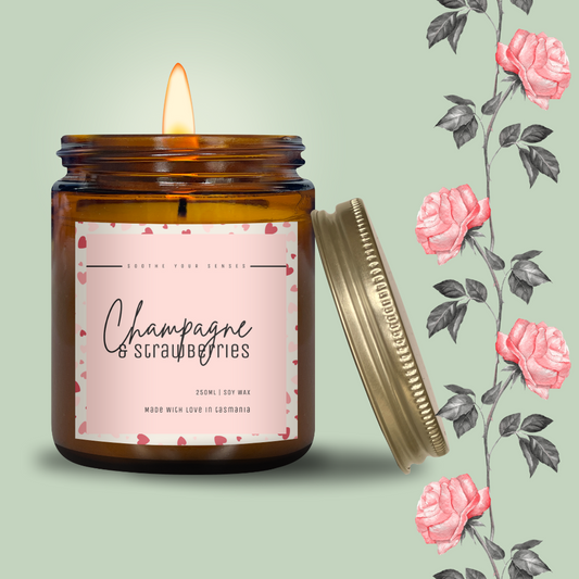 Champagne & Strawberries - 250ml Soy Candle